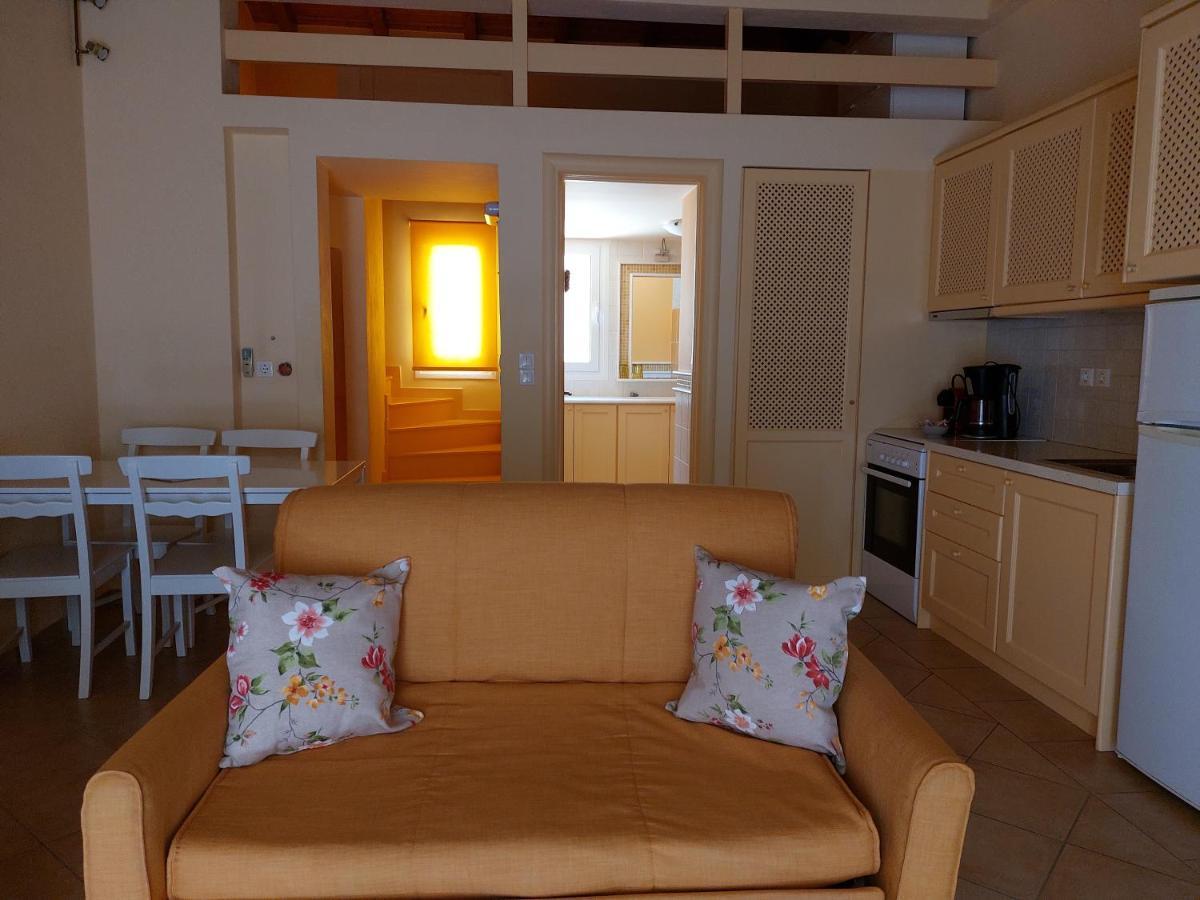 Πλειάδες Aparthotel Πόρτο Χέλι Εξωτερικό φωτογραφία