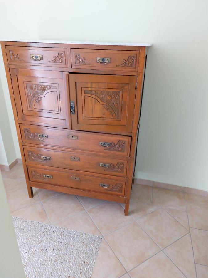 Πλειάδες Aparthotel Πόρτο Χέλι Εξωτερικό φωτογραφία