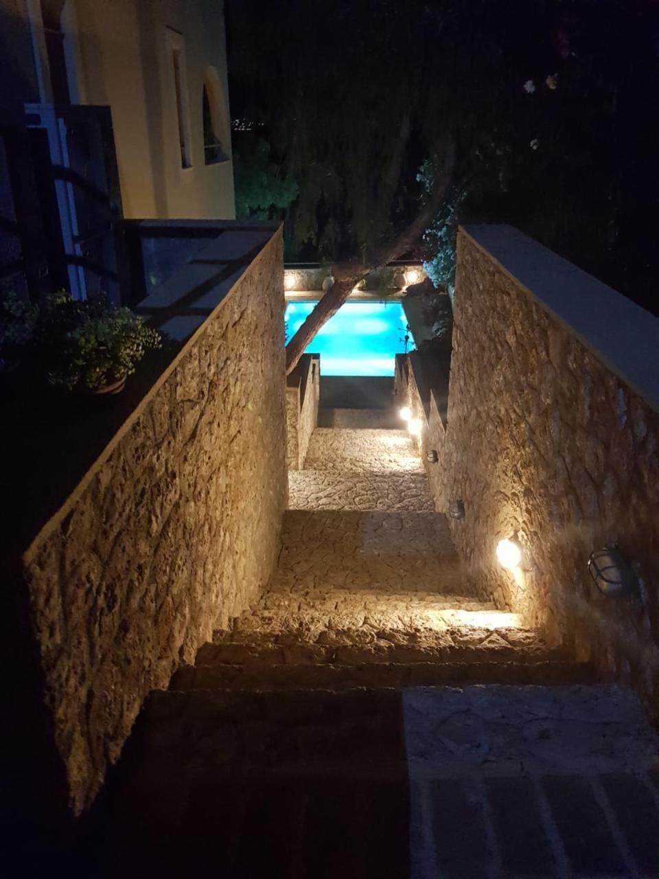 Πλειάδες Aparthotel Πόρτο Χέλι Εξωτερικό φωτογραφία
